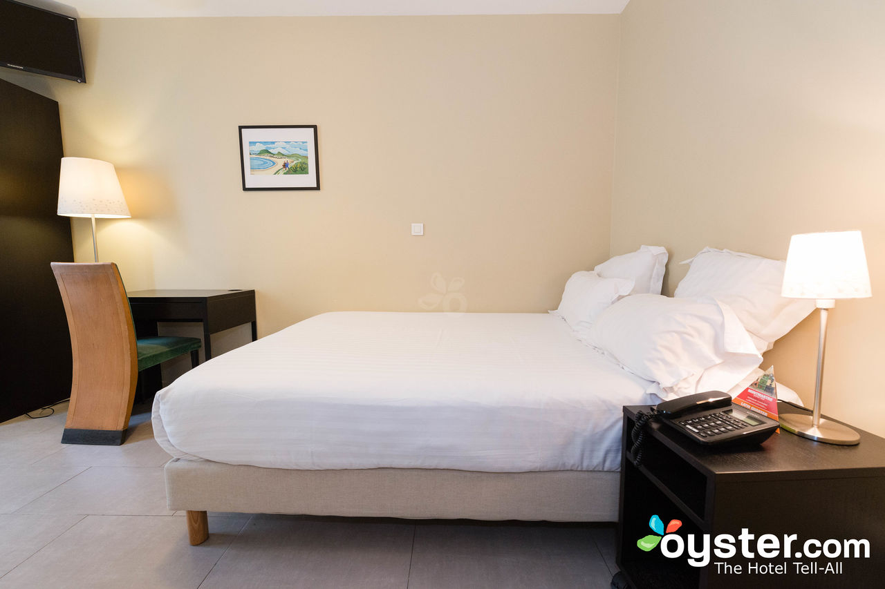 double-room-b--v16038152-1280.jpg